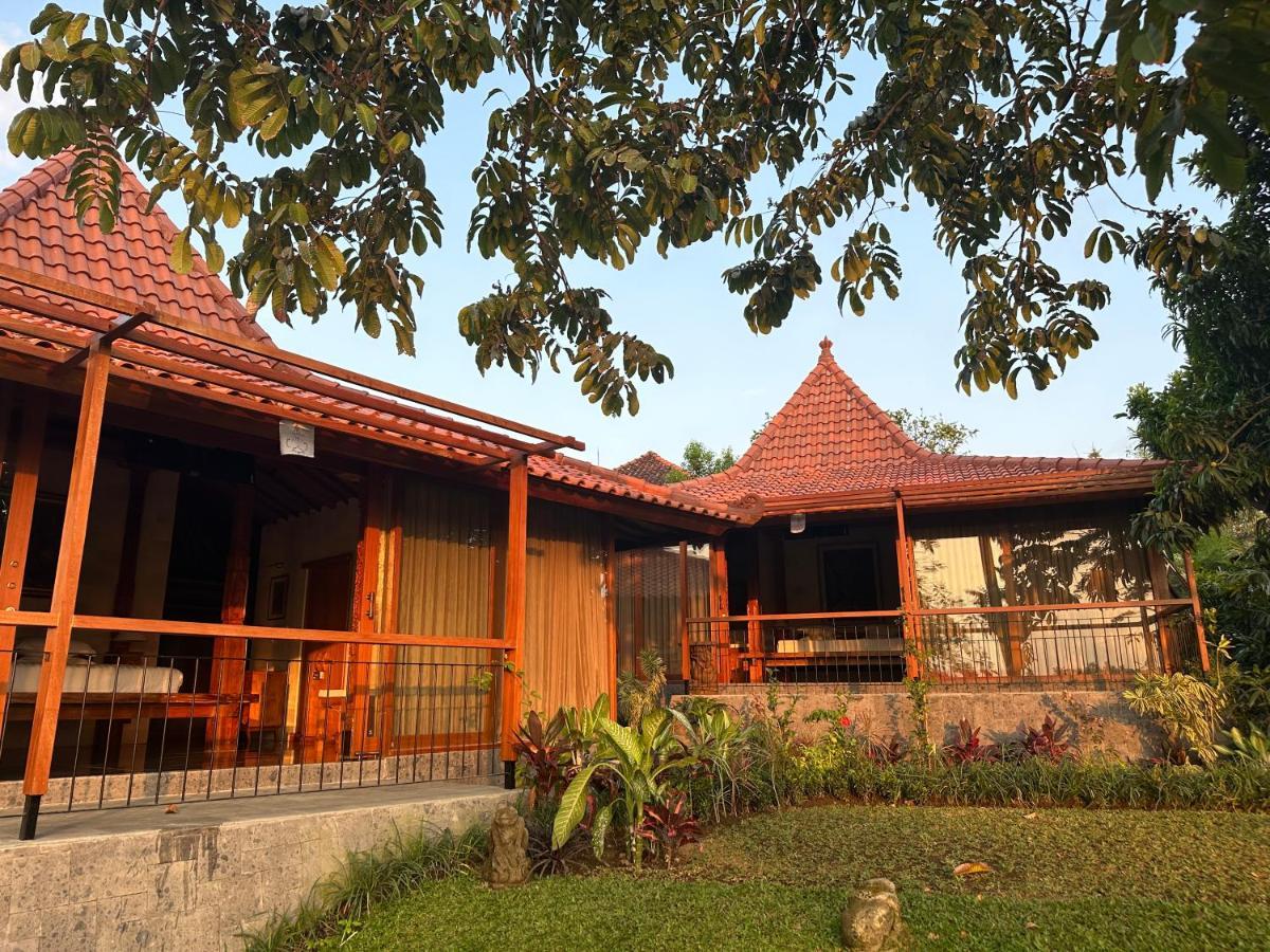 Griya Kcb Villa Ubud Exterior foto
